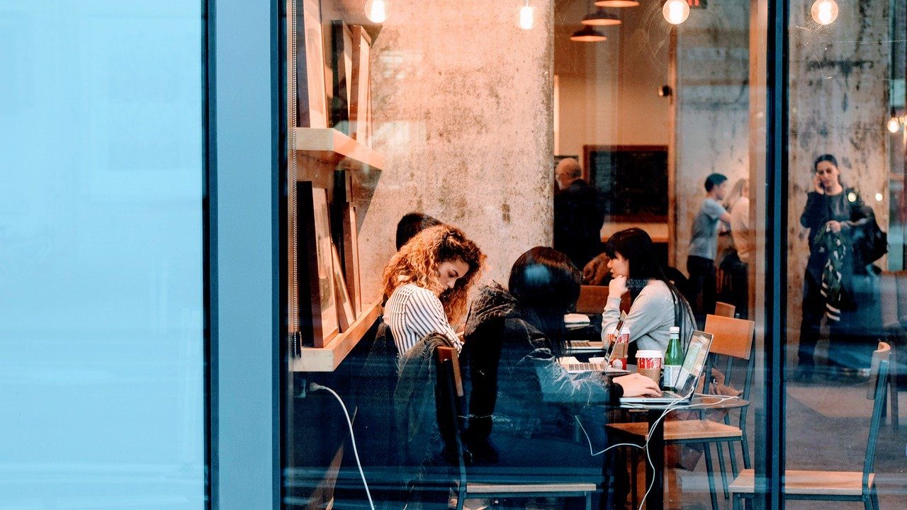 Communication Young Professional