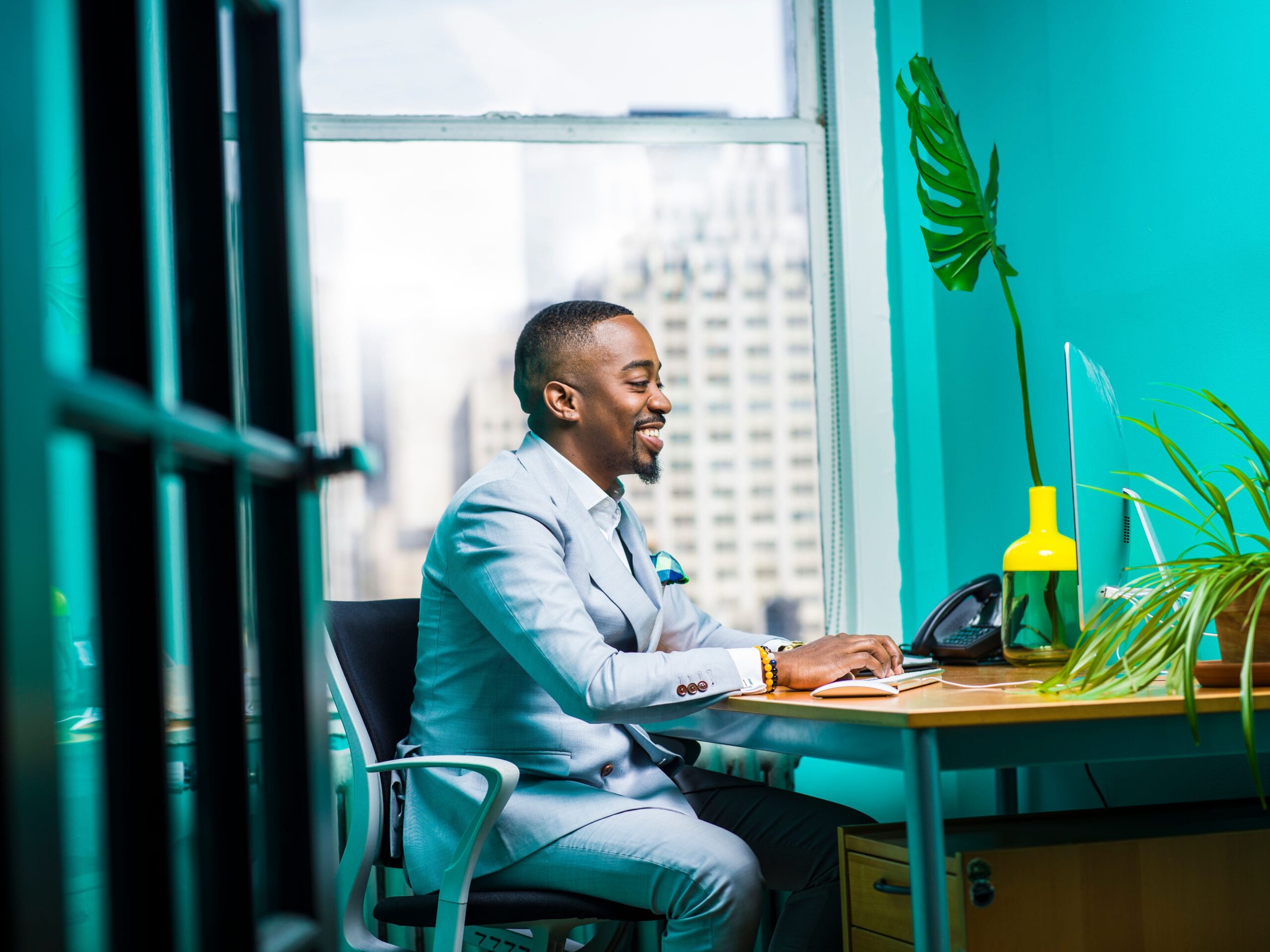How to Function in a Dysfunctional Organization